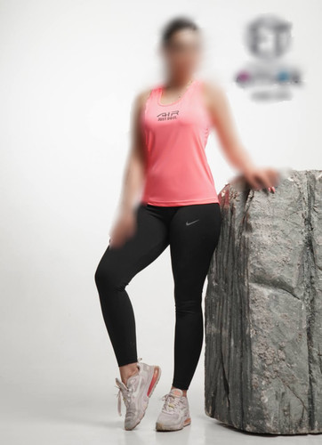 تاپ و لگ ورزشی زنانه