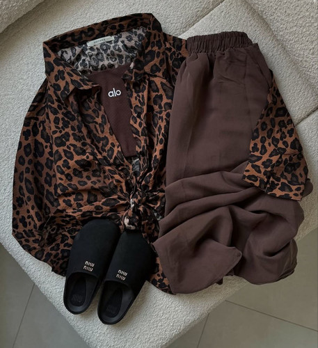 شومیز پلنگی بوگاتی